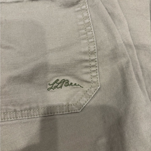L.L. Bean Women’s Army Green Joggers - Picture 7 of 7